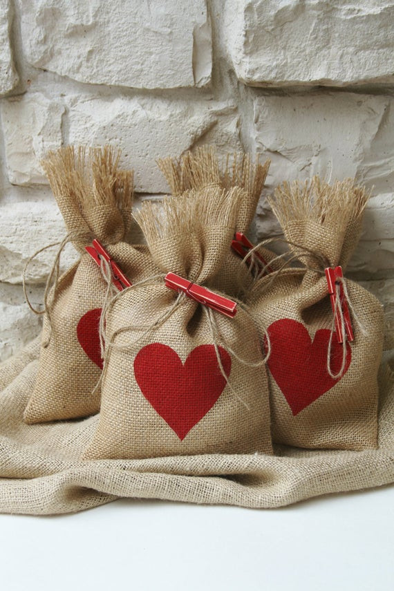 Valentines Gift Bag Ideas
 Burlap Gift Bags Set of FOUR Valentines Day Shabby by
