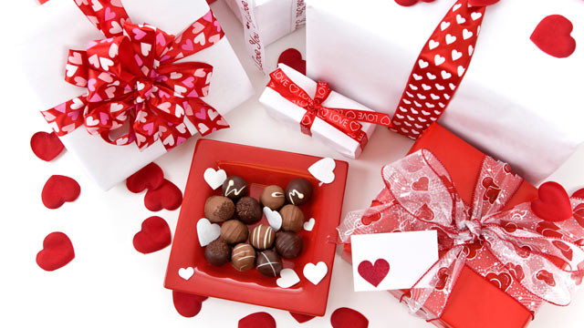 Valentines Ideas Gift
 Valentine s Day Gift Guide For New Flings and Longtime