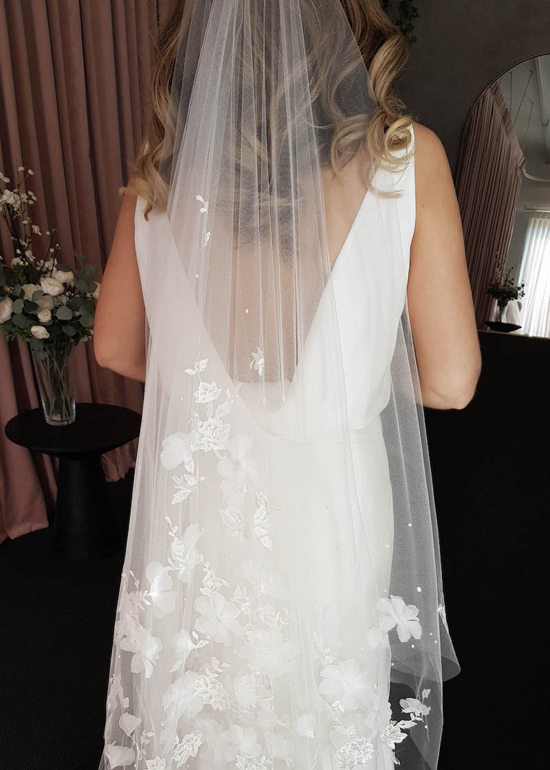 Veil In Wedding
 ATHENA