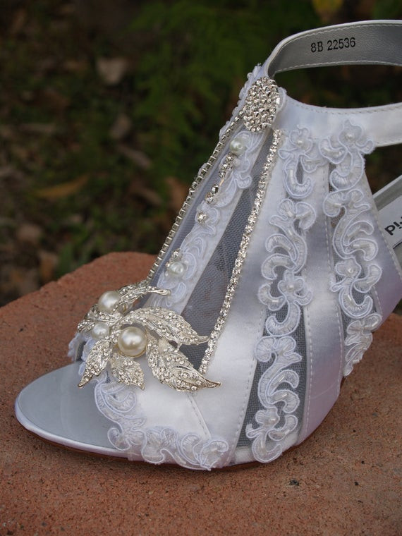 Victorian Wedding Shoes
 Victorian Wedding Shoes Modern Boots high heels lace by