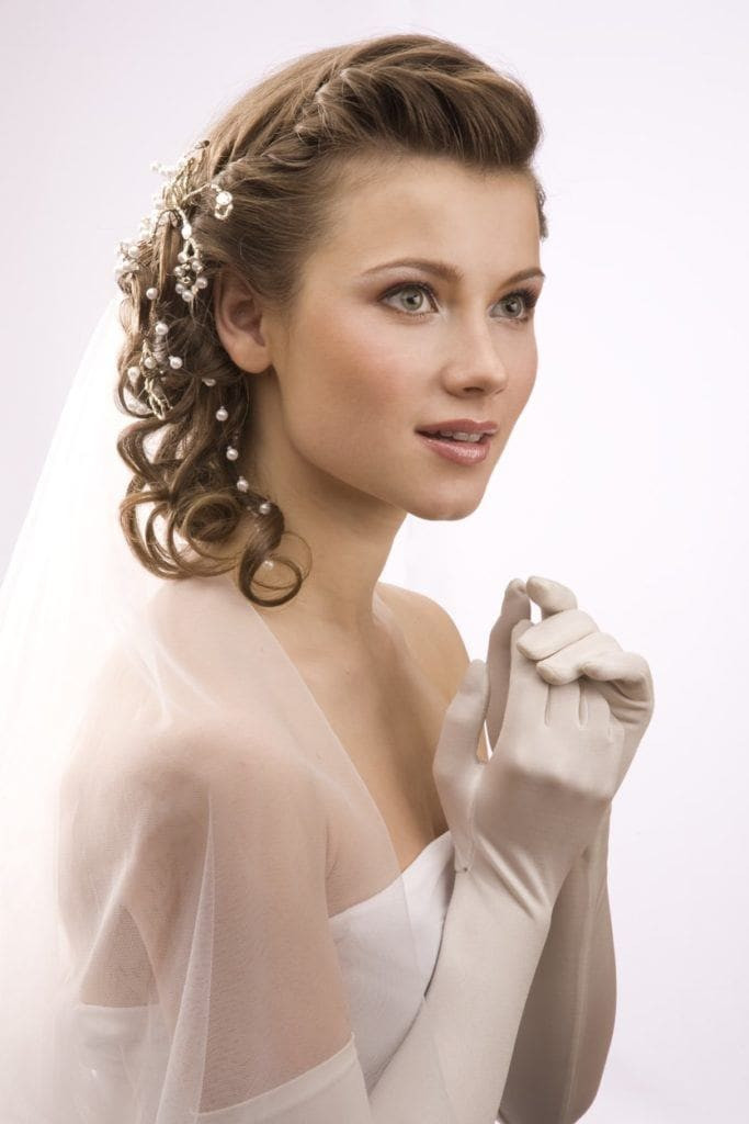Vintage Wedding Hairstyle
 Vintage wedding hairstyles to inspire your wedding