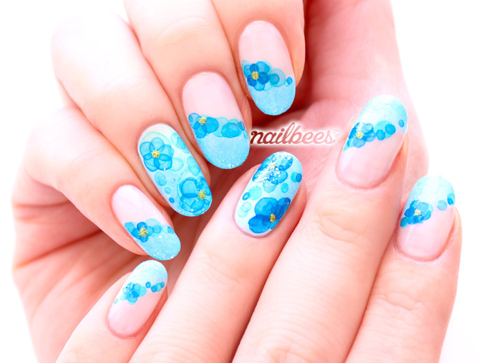 Water Bubble Nail Art
 Blue Nail Designs