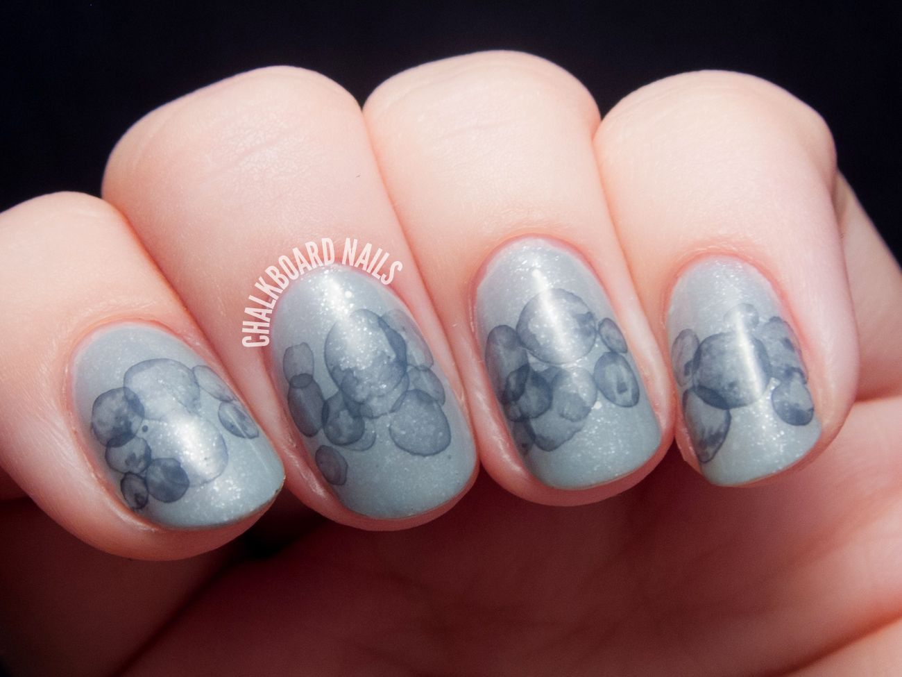 Water Bubble Nail Art
 Raindrops and Cloudy Bubbles with Tutorial
