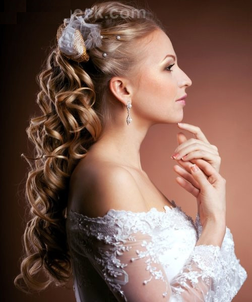Wavy Bridesmaid Hairstyles
 poisonyaoi Curly Wedding Hairstyle