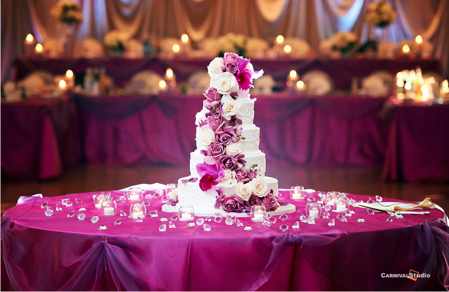 Wedding Cake Table Decoration Ideas
 Crystal Grand Banquets – Wedding Decor Rental in Chicago