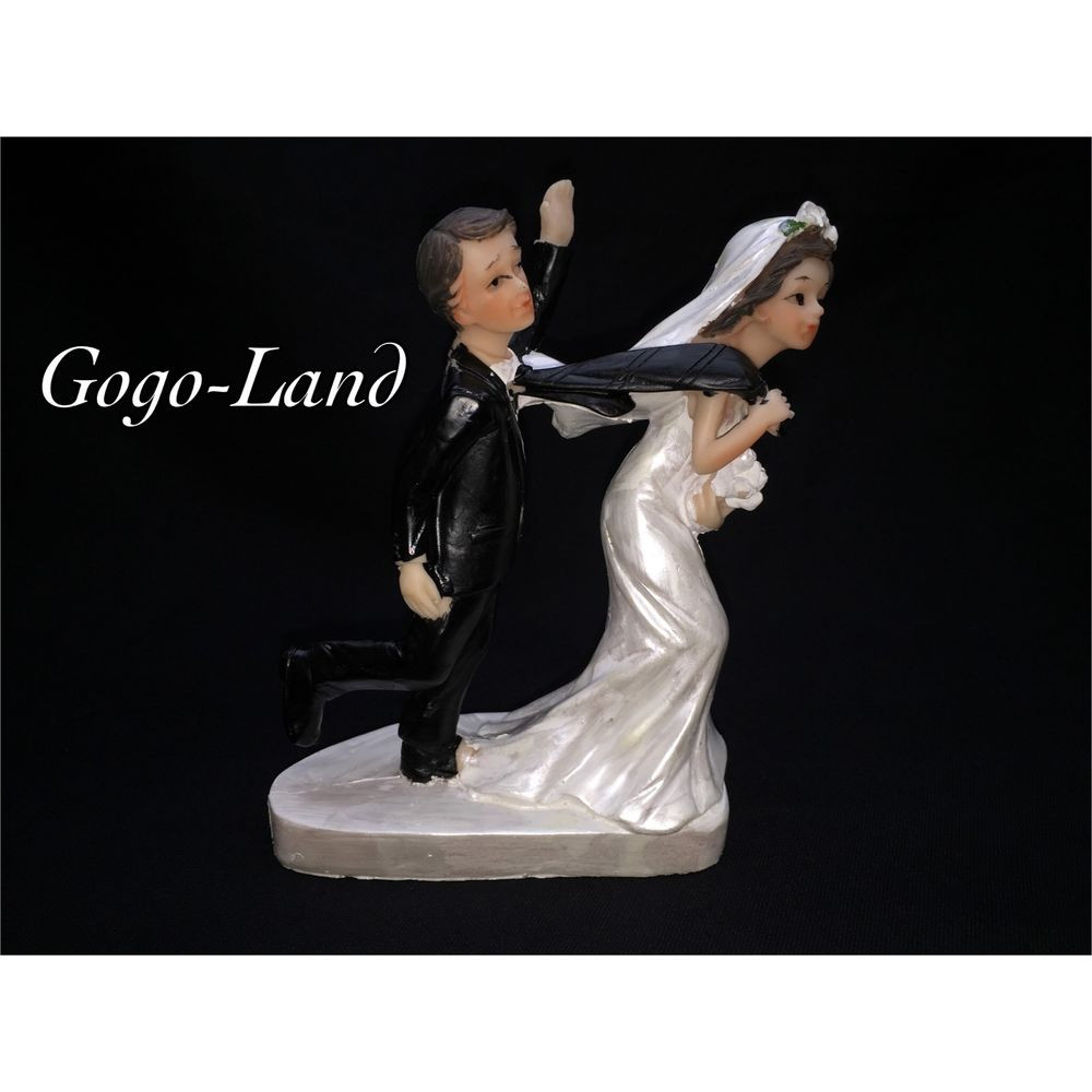 Wedding Cake Toppers Funny
 Funny Wedding Cake Toppers Groom and Bride Couple Figurine