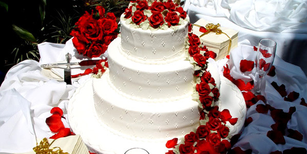 Wedding Cakes Cheap
 Cheap Wedding Cakes Don’t Have To Taste Bad