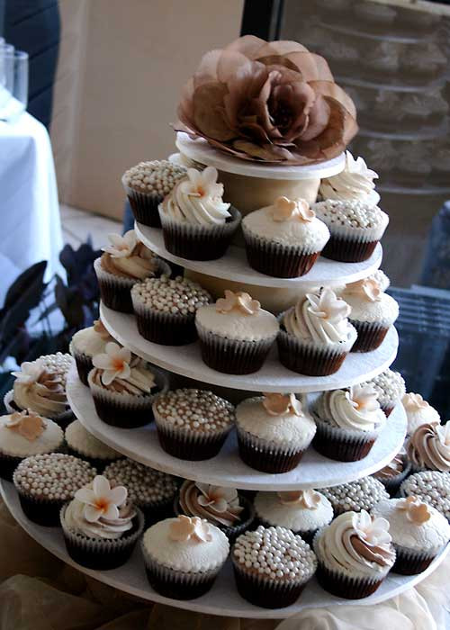 Wedding Cakes Cupcakes
 Cupcakes and Cardigans Wedding Cupcakes Cupcakes