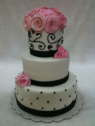 Wedding Cakes Jackson Ms
 Specialty Cakes by Kelli Wedding Cake Meridian MS