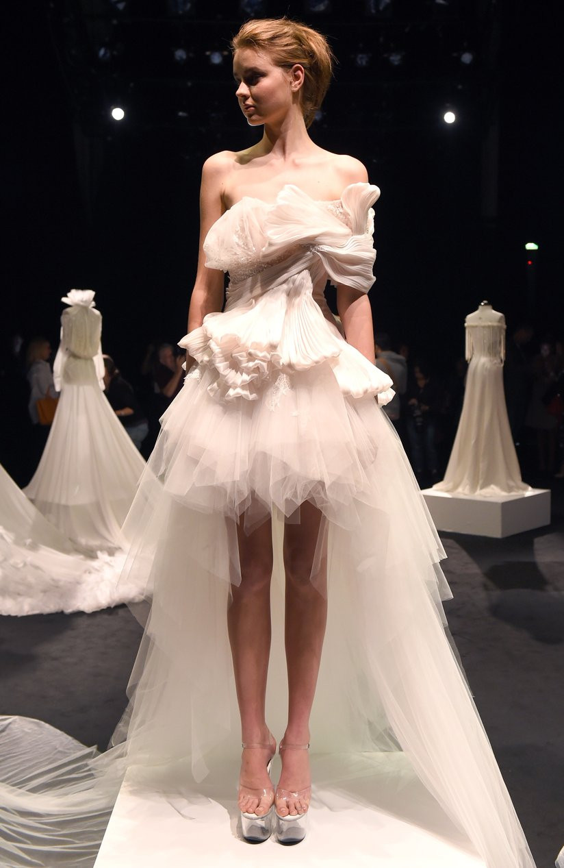 Wedding Dress Brands
 6 top wedding dress designers from around the world