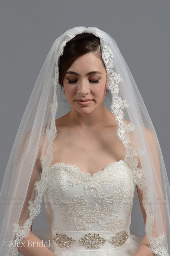 Wedding Dress With Veil
 wedding veil bridal veil mantilla veil elbow length veil
