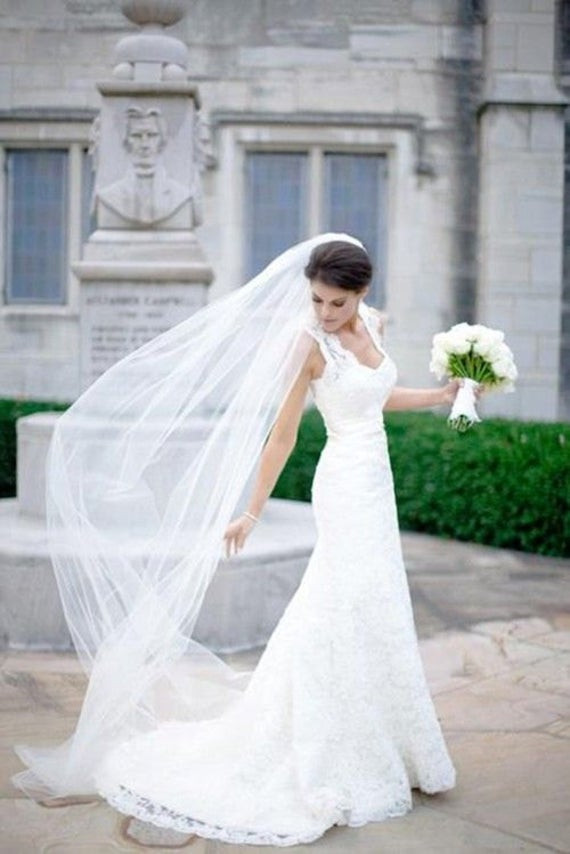 Wedding Dress With Veil
 Plain 1 Tier Chapel Length Tulle Veil With Raw Edge Chapel
