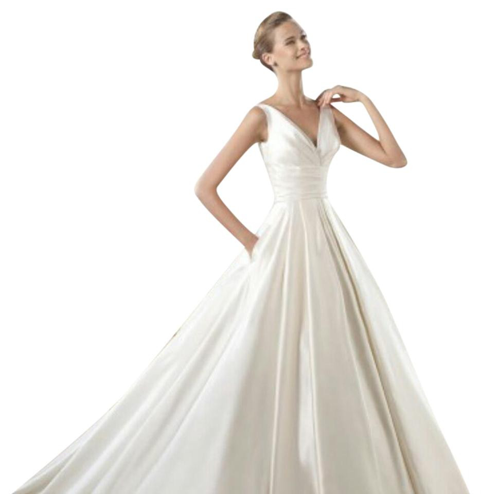 Wedding Dresses For Sale Online
 Pronovias Ocumo Wedding Dress on Sale f