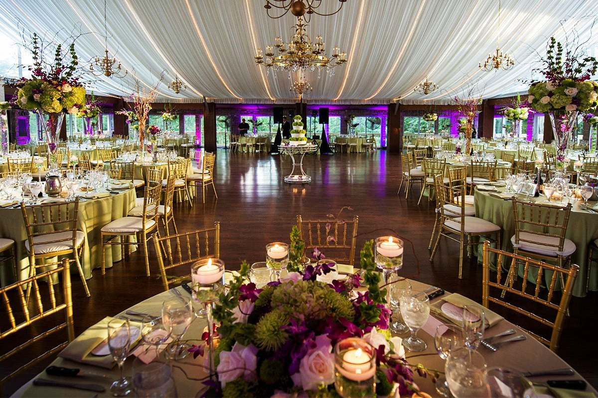 Wedding-flowers-and-reception-ideas
 Top 7 Exclusive Wedding Reception Flower Décor Ideas by