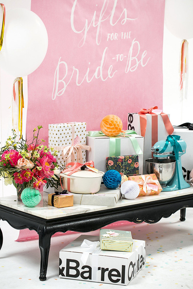 Wedding Gift Table
 Bridal Shower Gift Table Ideas