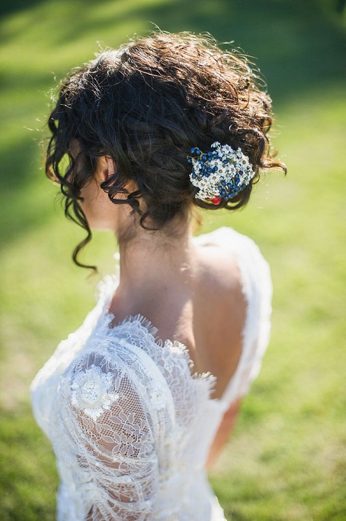 Wedding Hairstyle For Curly Hair
 26 Modern Curly Hairstyles That Will Slay on Your Wedding