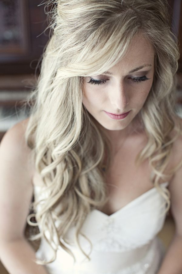 Wedding Hairstyle For Curly Hair
 25 Most Elegant Looking Curly Wedding Hairstyles