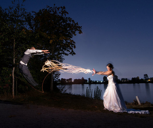 Wedding Photo Sparklers
 Avoiding Wedding Sparkler Disaster