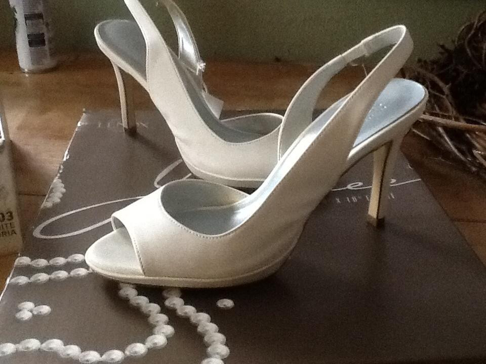 Wedding Shoes Payless
 Payless Wedding White High Heels Stilettos Wedding Shoes
