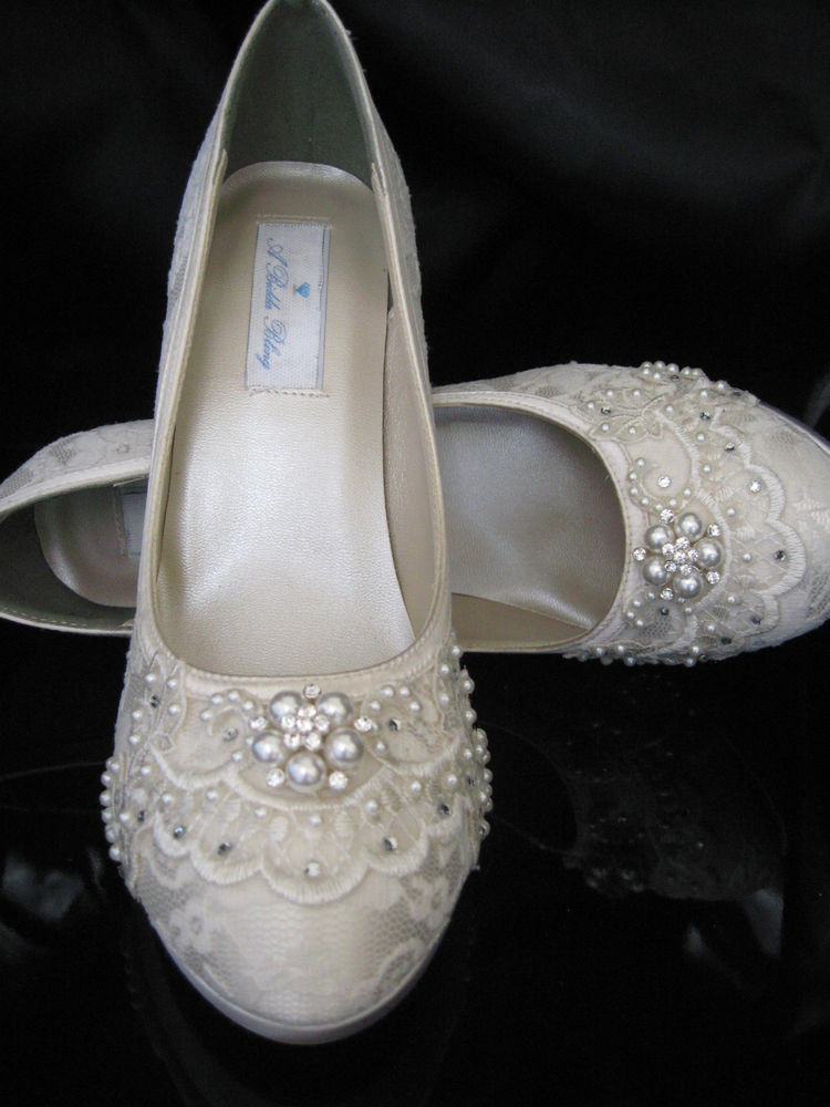 Wedding Shoes With Pearls
 Lace Wedding Shoes Ivory Wedding Shoes with Lace Pearls