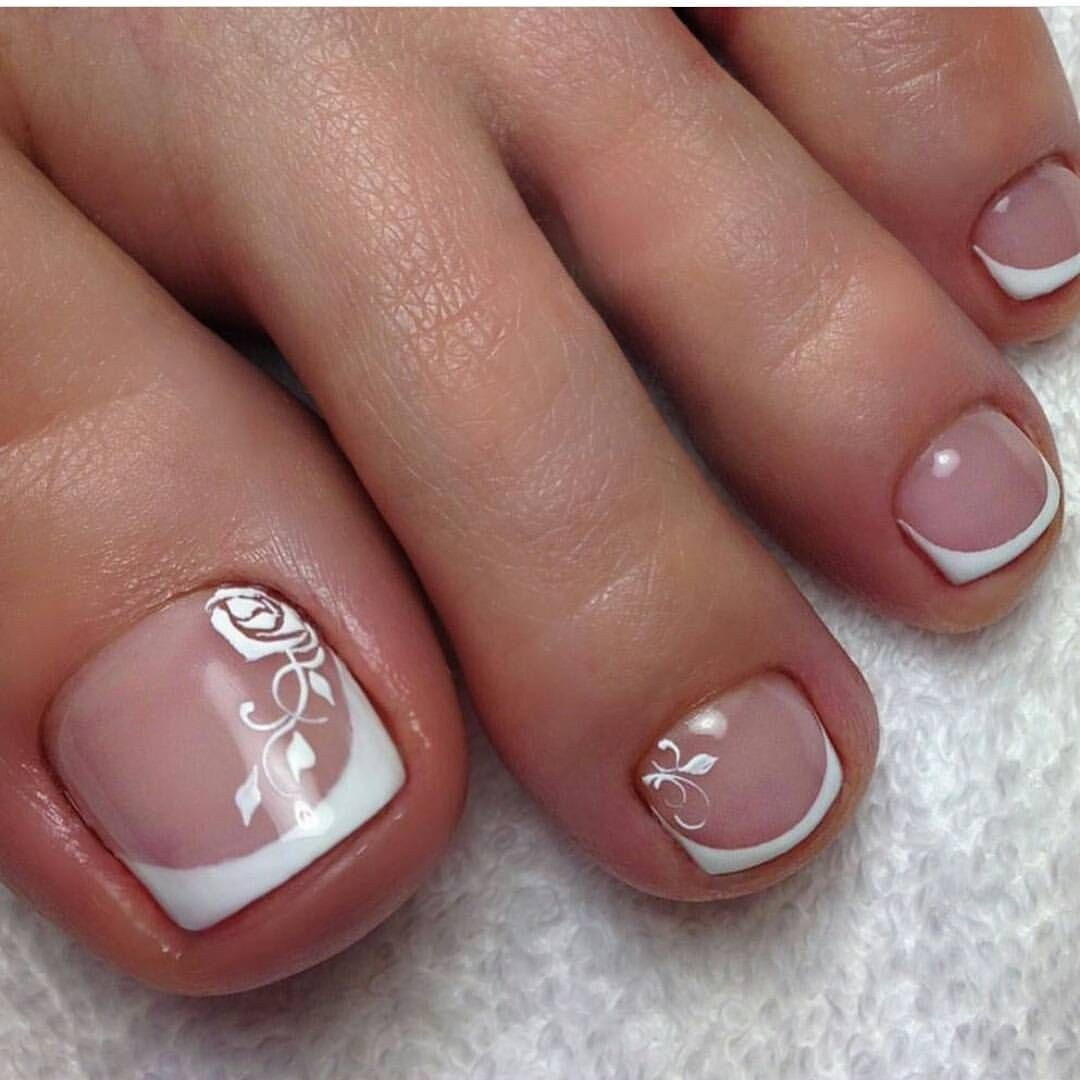Wedding Toe Nails
 Lovely And Cute Wedding Pedicure Ideas To Brides 100 Best