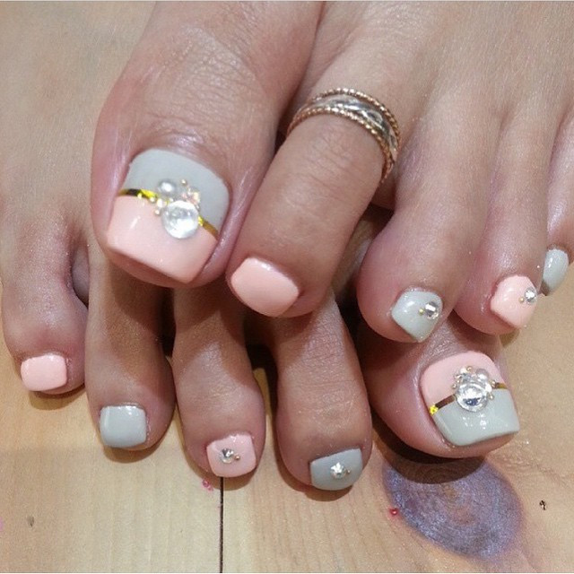 Wedding Toe Nails
 38 Latest Wedding Toe Nail Art Design Ideas