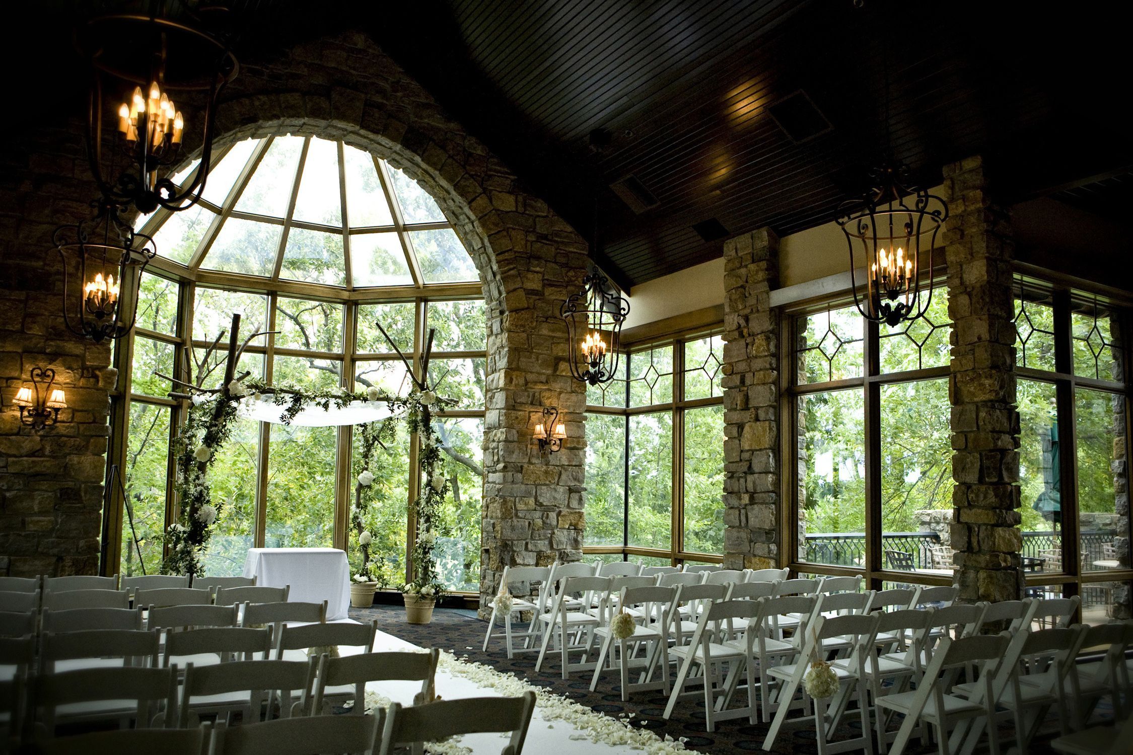 Wedding Venues Kansas City
 Loch Lloyd Country Club