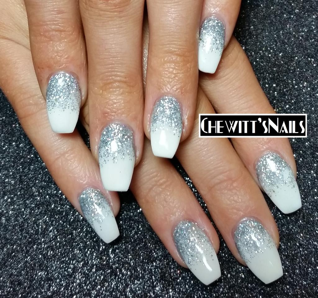 White And Silver Glitter Nails
 White Acrylic Nails With Silver Glitter