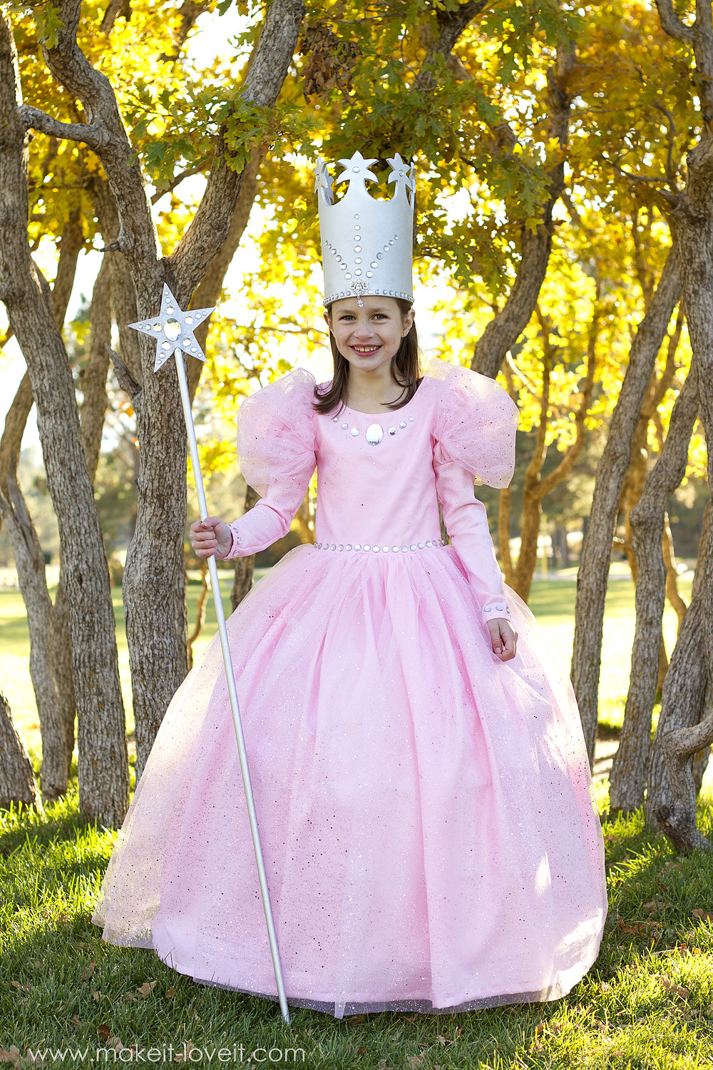 Witch Costume DIY
 Glinda the Good Witch from "Wizard of Oz"