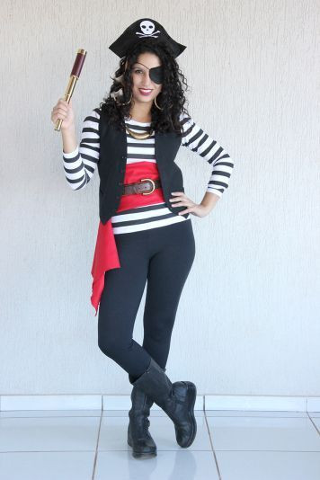 Woman Pirate Costume DIY
 Found on Bing from