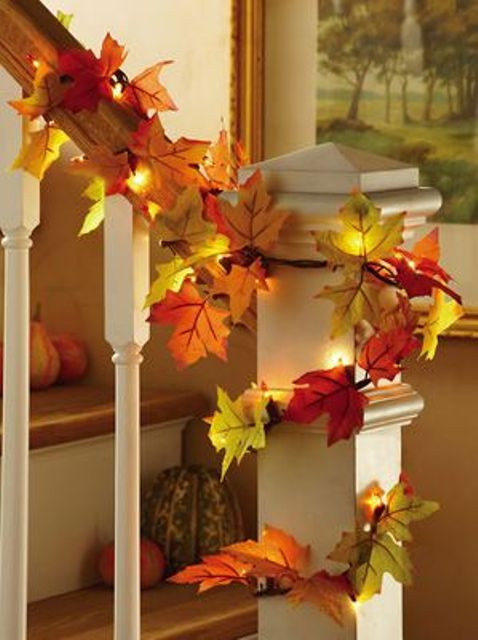 Autumn Leaves Design
 30 Cool Ways To Use Autumn Leaves For Fall Home Décor
