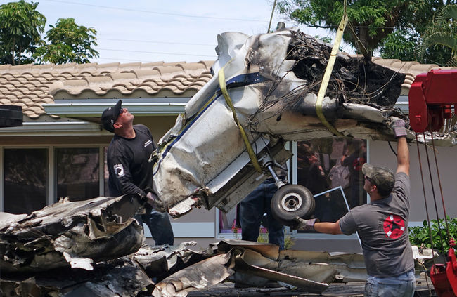 Backyard Flyer Crash
 Plane crashes in backyard of Florida home