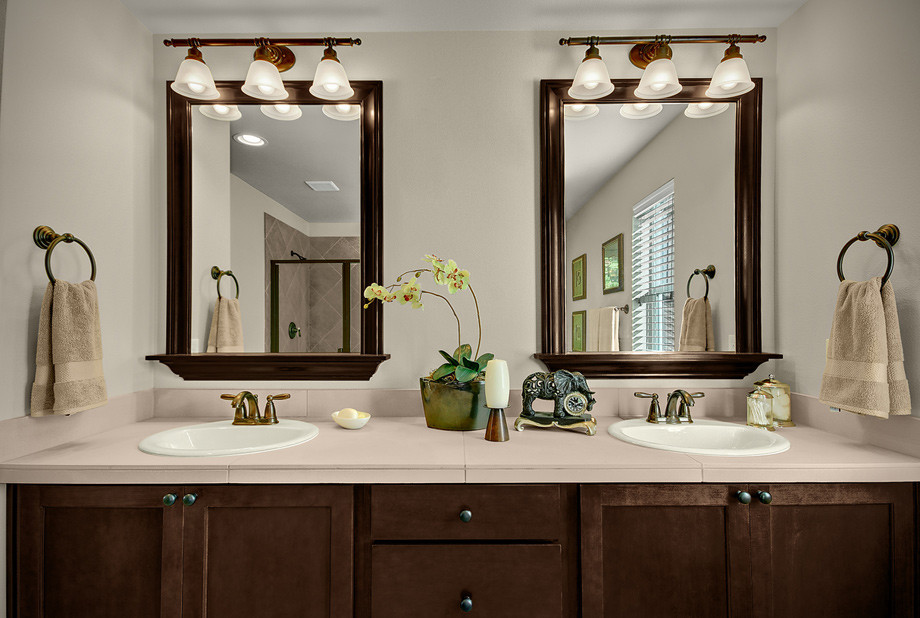 Bathroom Vanity And Mirror
 25 STYLISH BATHROOM MIRROR FITTINGS