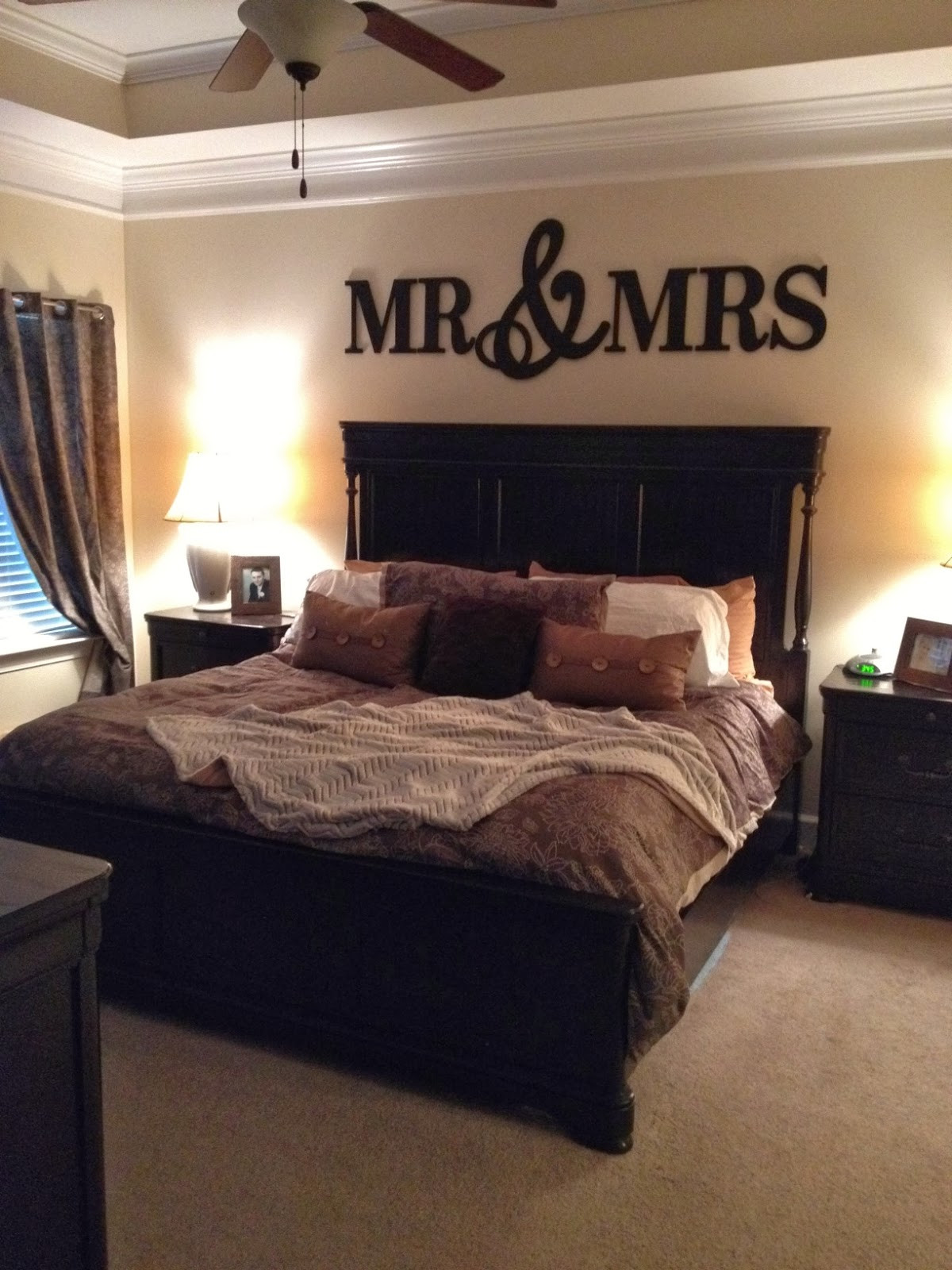 Bedroom Wall Decor Pinterest
 Simply The Simmons Mr & Mrs