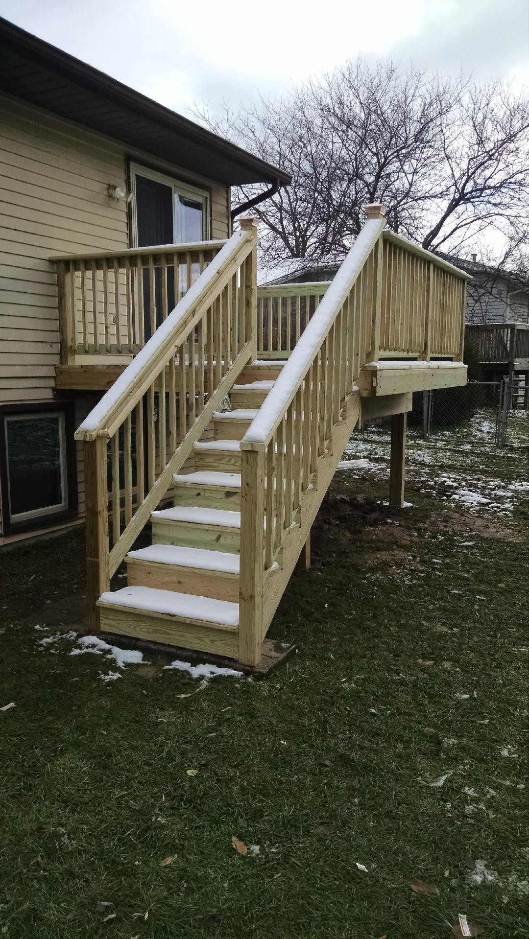 Best Deck Paint Reviews
 The 6 Best Deck Stain Reviews and Ratings