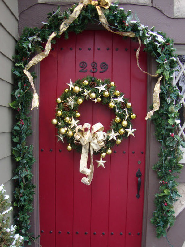 Christmas Door Decoration Ideas
 ImagineCozy Decorating the Front Door for the Holidays
