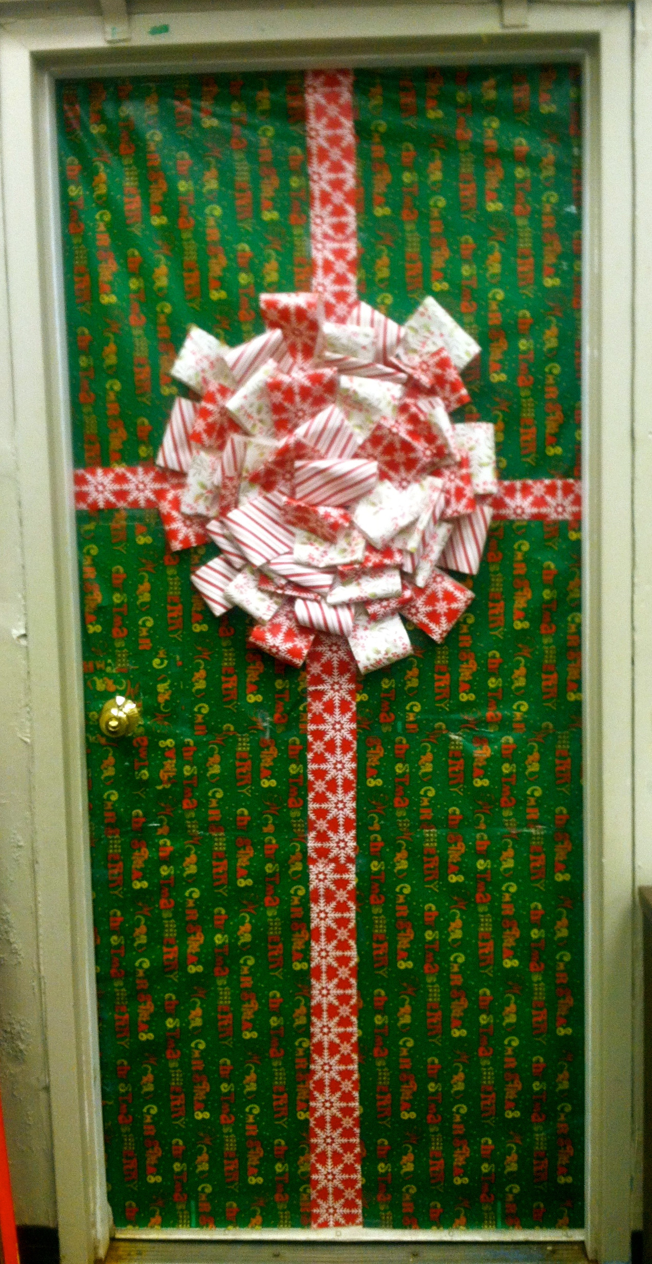 Christmas Door Decoration Ideas
 40 Classroom Christmas Decorations Ideas For 2016
