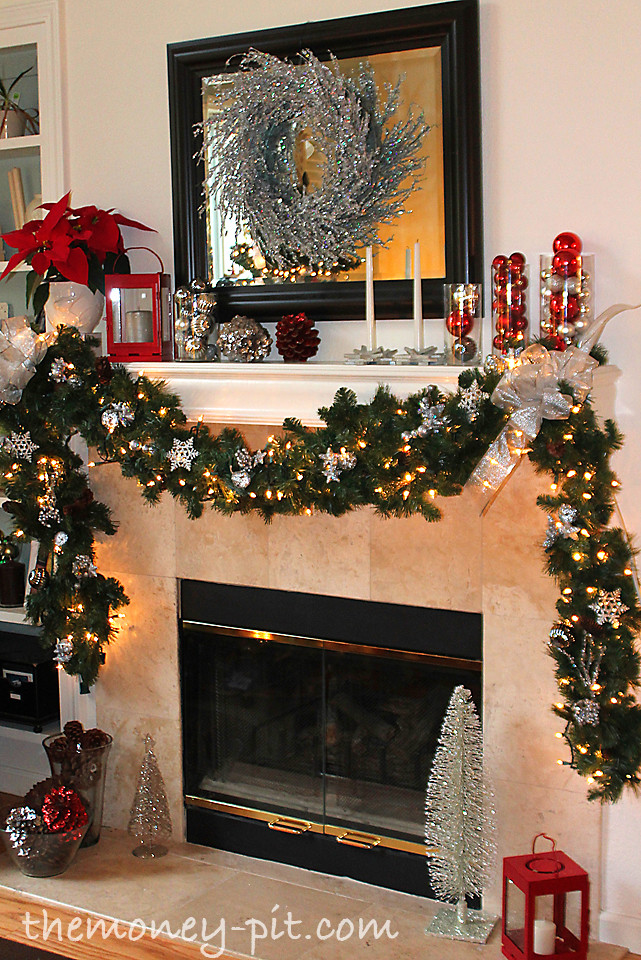 Christmas Fireplace Ideas
 30 Great Ideas for Fireplace Christmas Decorations