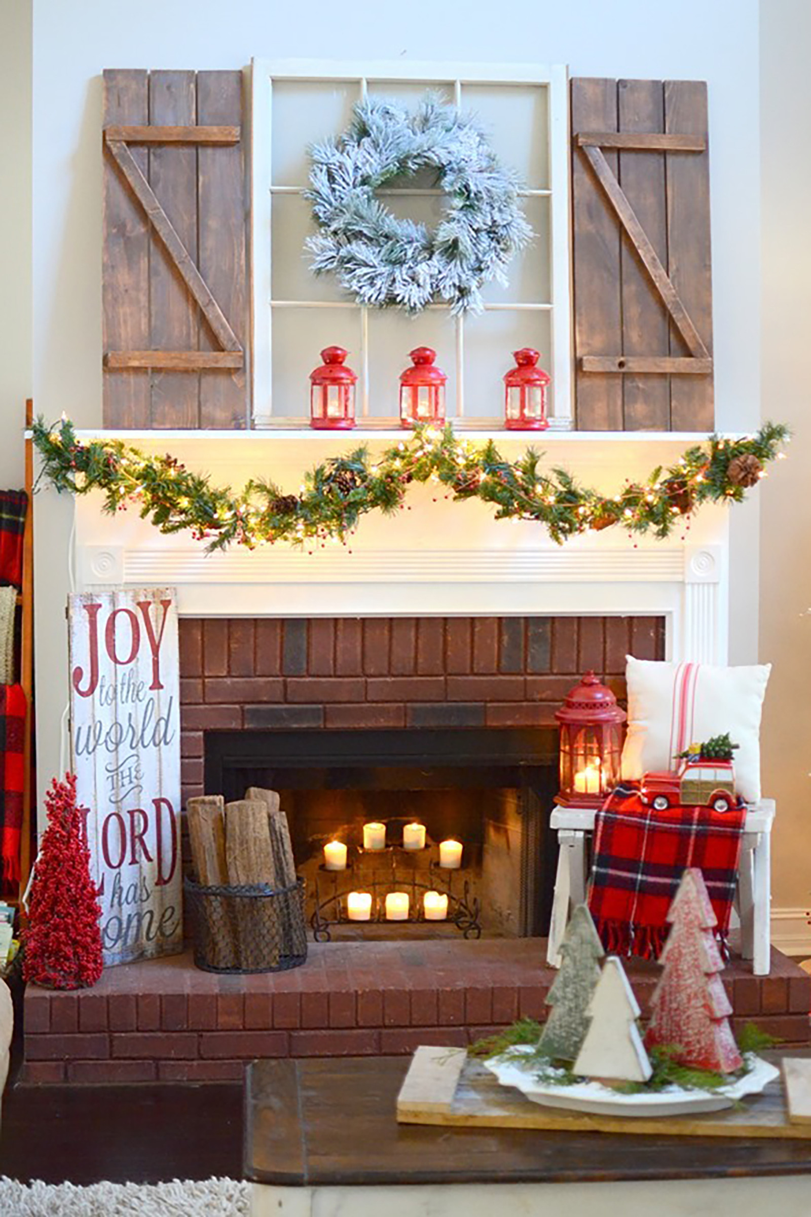 Christmas Fireplace Ideas
 35 Christmas Mantel Decorations Ideas for Holiday