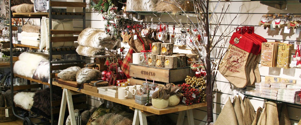 Christmas Gift Shop
 Top 10 Places to Buy Christmas Gifts in Broadway Cotswolds