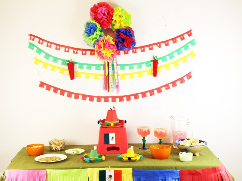 Cinco De Mayo Decorations Diy
 Cinco de Mayo Party DIY Decorations & Recipes Southern