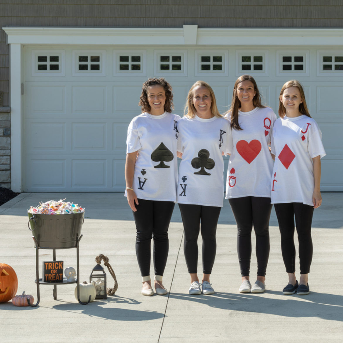Deck Of Cards Halloween Costumes
 DIY How to make a playing card costume out of Duck Tape