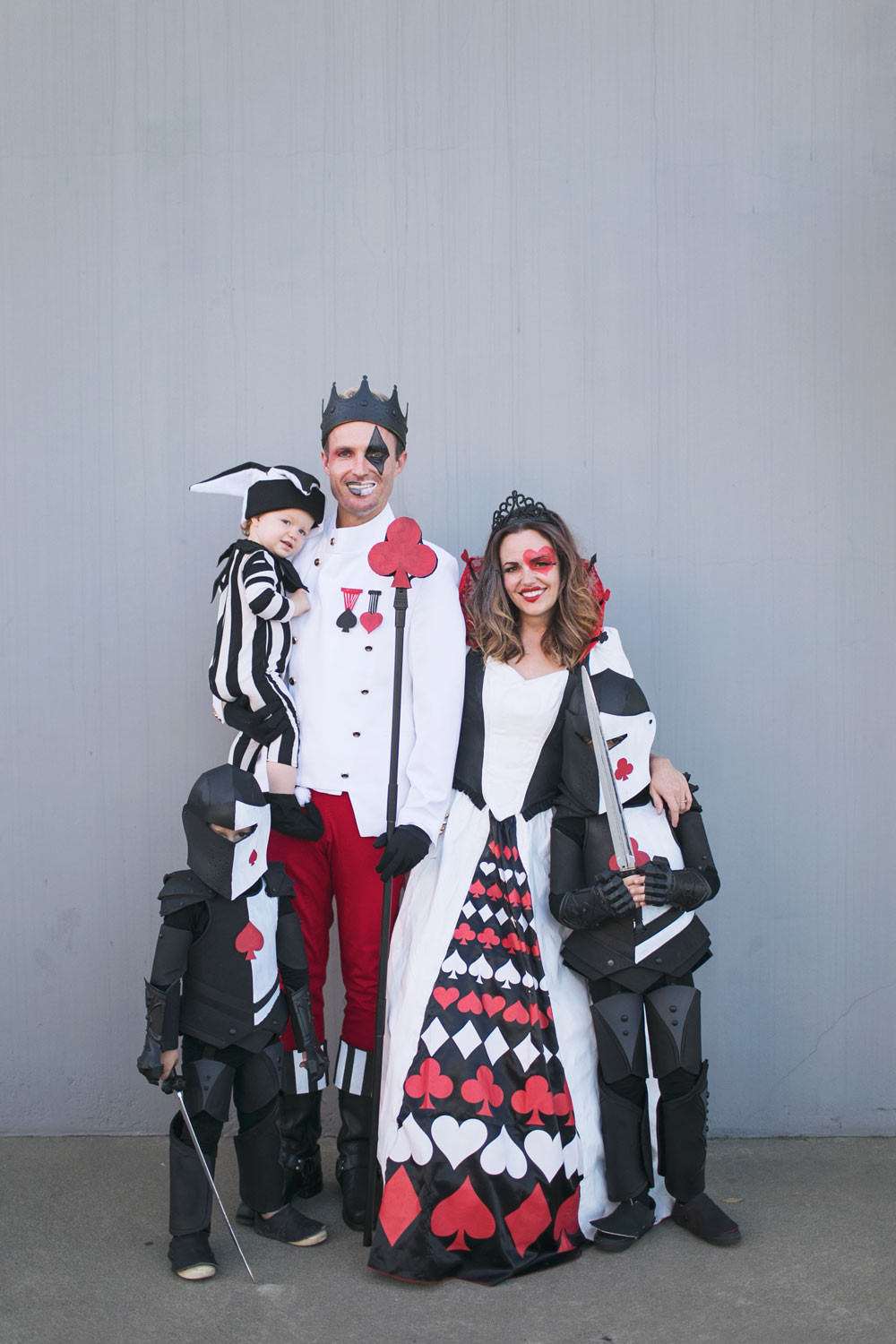 Deck Of Cards Halloween Costumes
 DIY QUEEN OF HEARTS FAMILY COSTUME Tell Love and Party