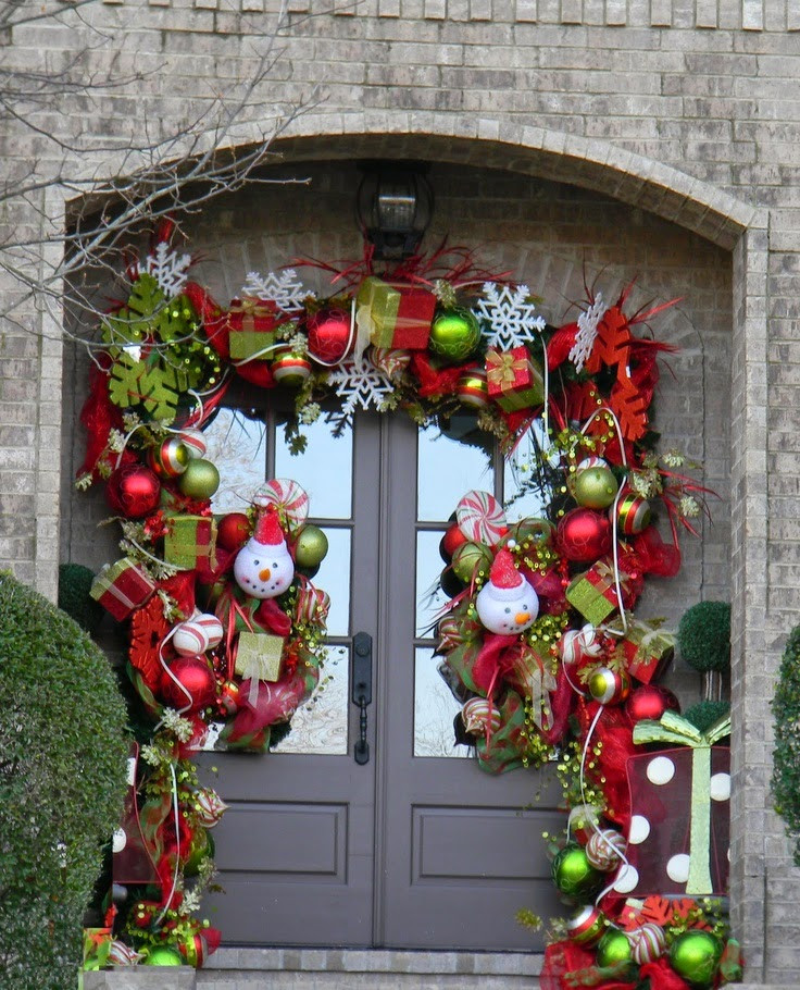Door Christmas Decor
 Christmas Ideas 2013 Christmas Front Door Entry and Porch