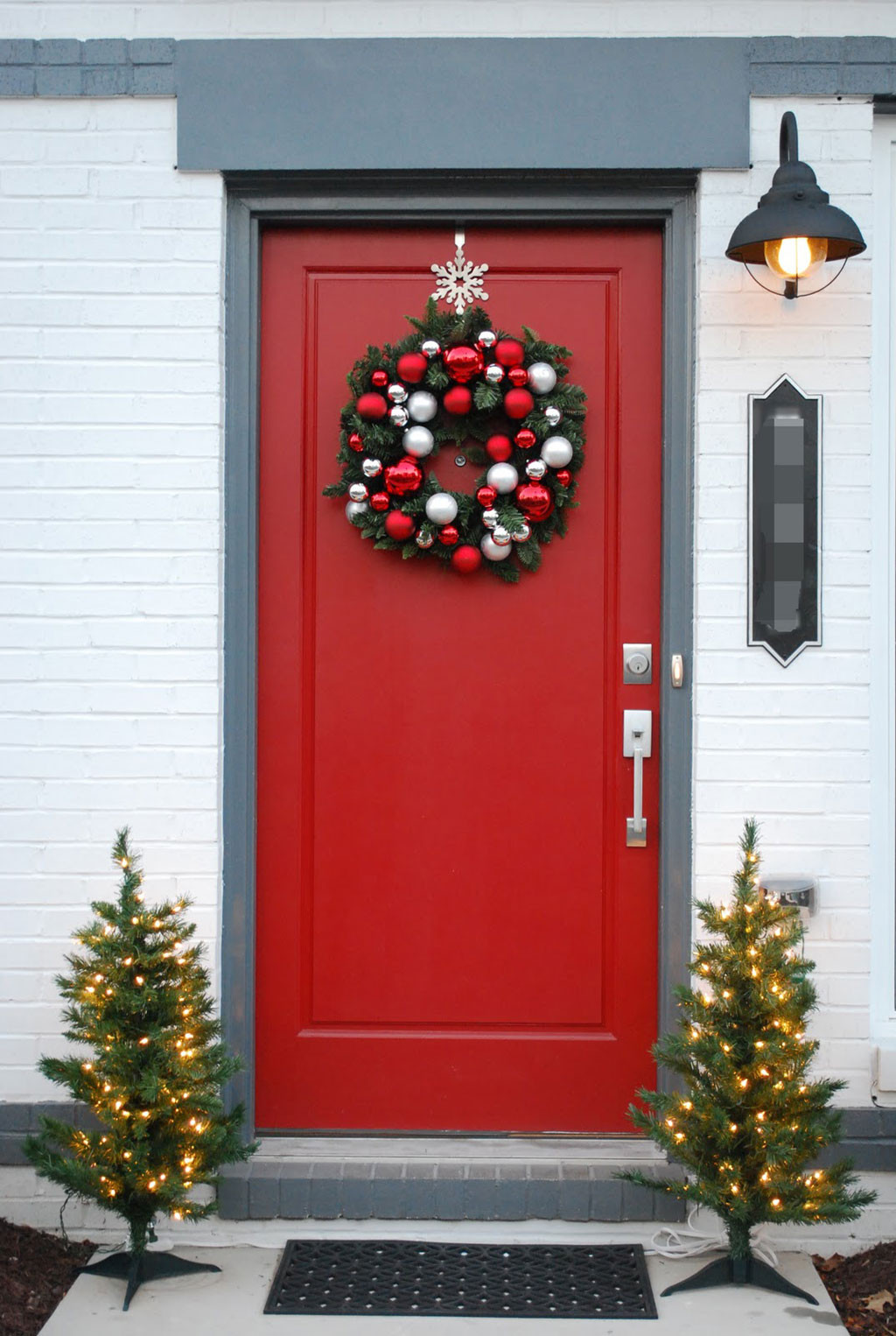 Door Christmas Decor
 50 Best Christmas Door Decorations for 2017
