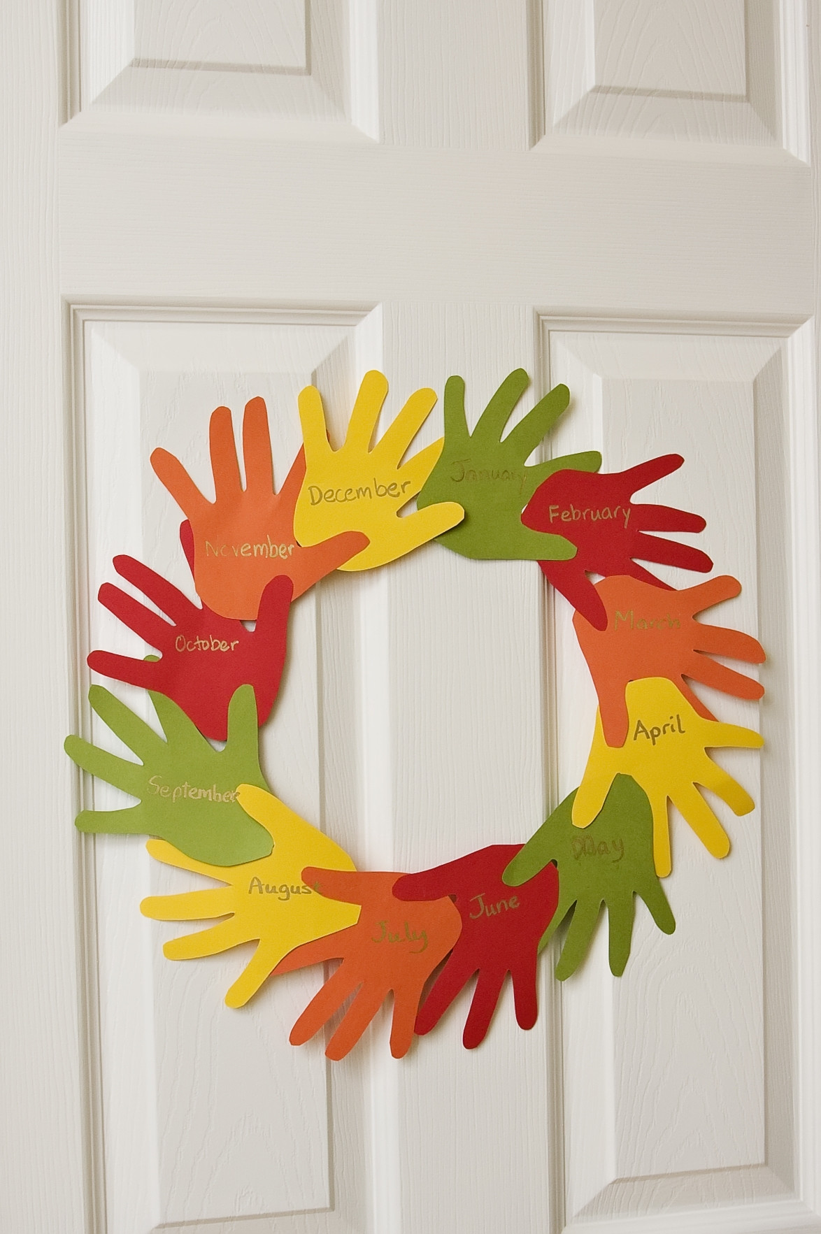 Fall Art And Crafts For Toddlers
 Handprint Wreath • The Preschool Toolbox Blog