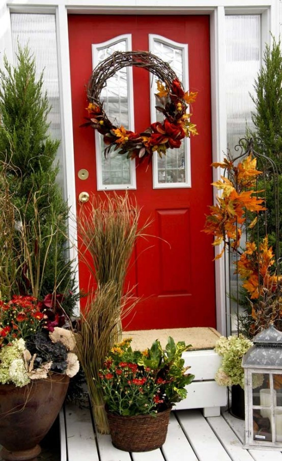 Fall Door Decorations Ideas
 67 Cute And Inviting Fall Front Door Décor Ideas DigsDigs