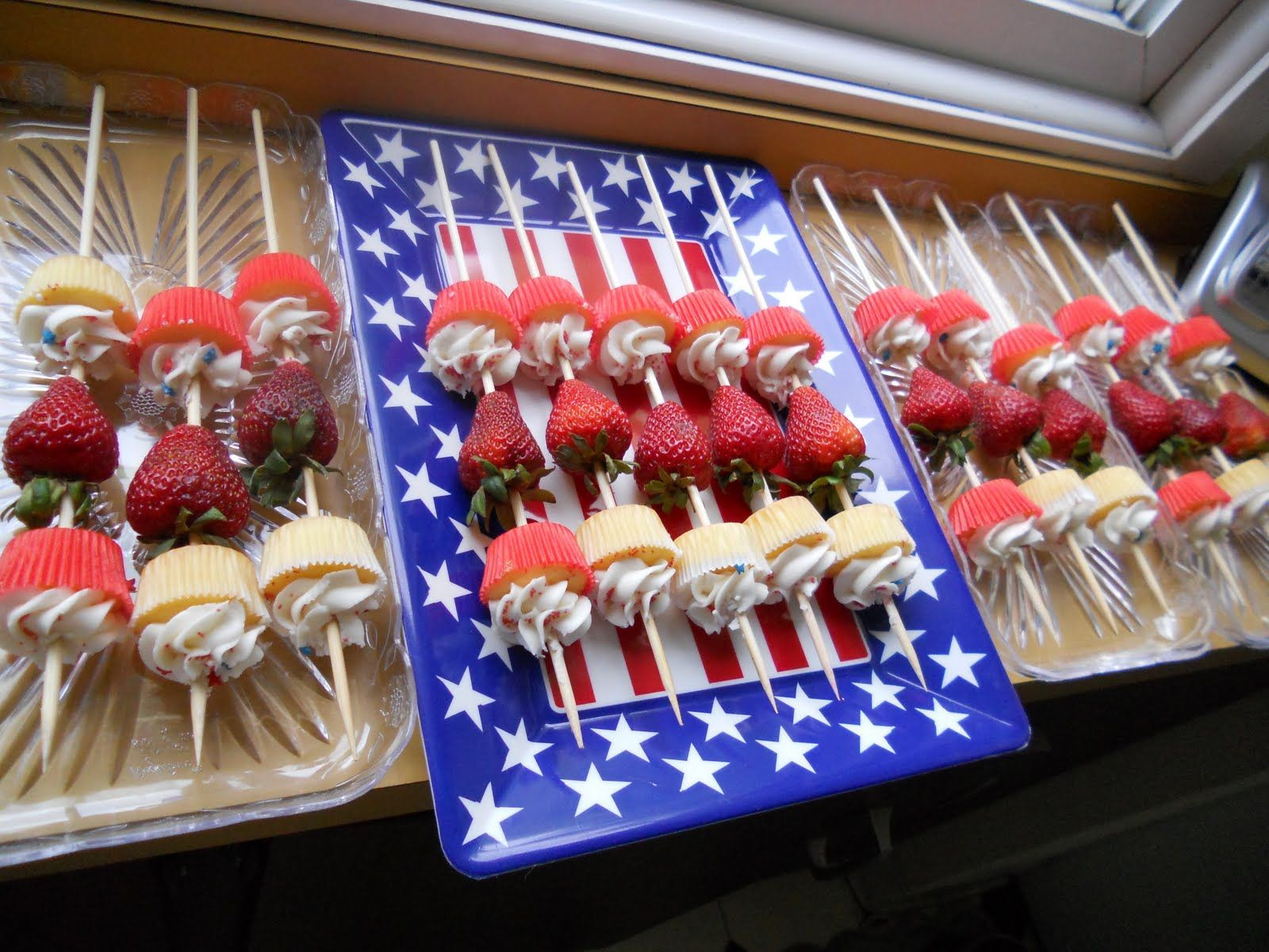 Food Open On 4th Of July
 High School Graduation Party Menu