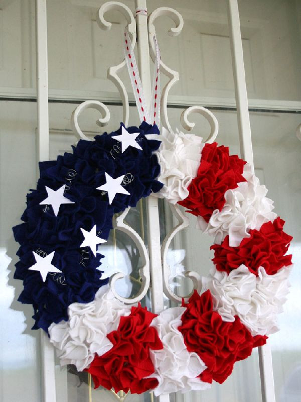 Fourth Of July Decorations Ideas
 Dejavu Crafts Fourth of July Wreath Ideas