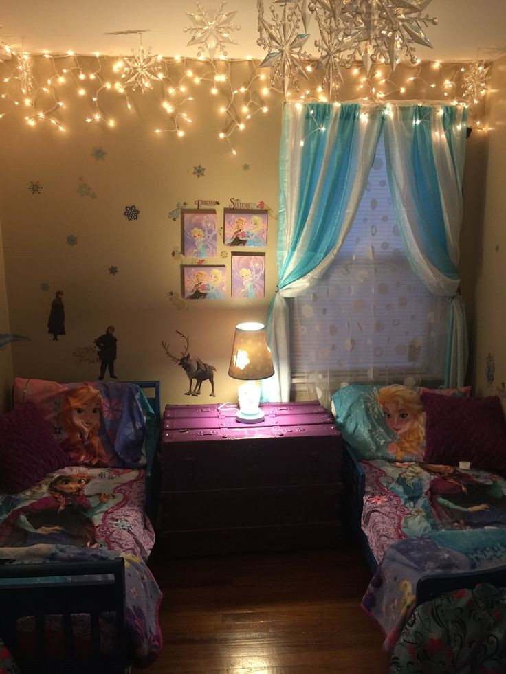 Frozen Decor For Bedroom
 Best 25 Frozen girls bedroom ideas on Pinterest
